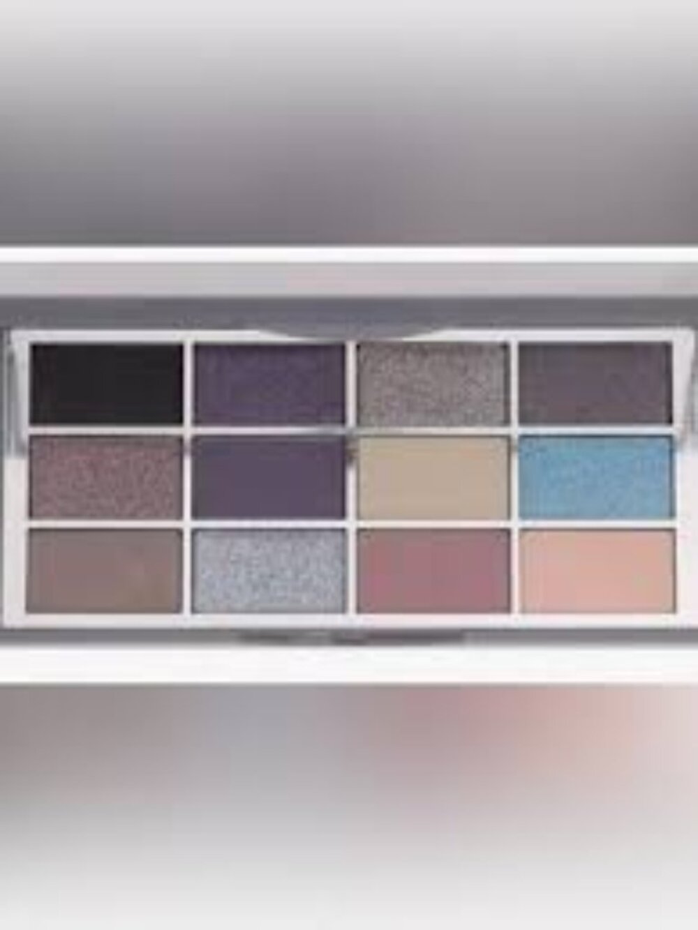 NEW IN PACKAGE- Creme De La Cube Eyeshadow Pallet GRAYDENT